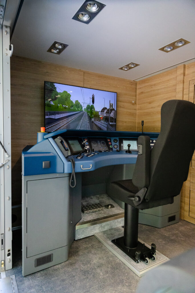 RoSi on Tour – S-Bahn Fahrsimulator zum Ausprobieren